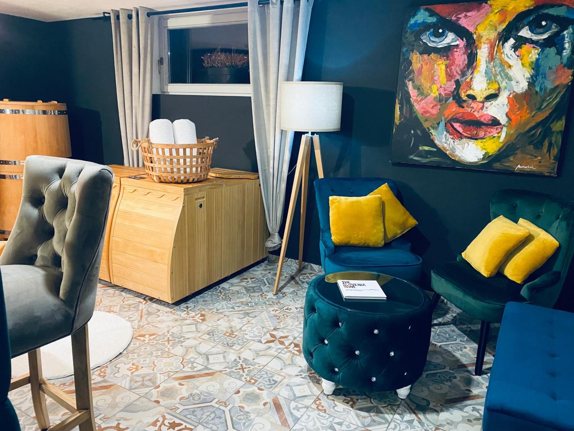 Rooms & Apartment Zala Airport Shuttle Option Cerklje na Gorenjskem Exterior photo